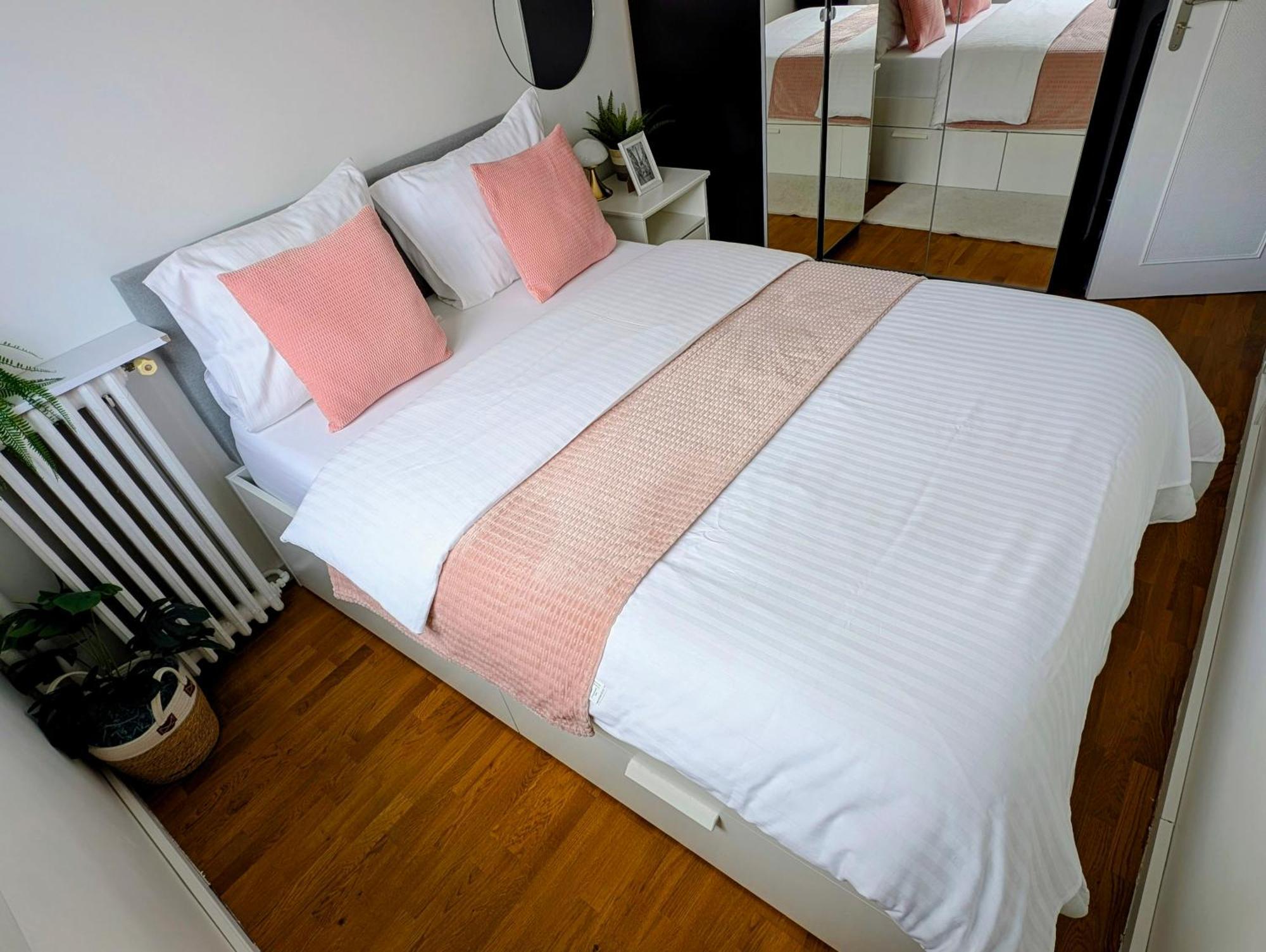 Entire 60M2 Apartment - Close To Paris - Parking - Kitchen - 2Min Rerb - Olympic'24 Bourg-la-Reine Exterior foto